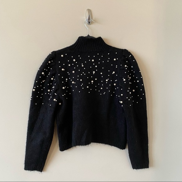 Zara-Knit Sweater with Faux Pearls (Large) - Picture 3 of 10